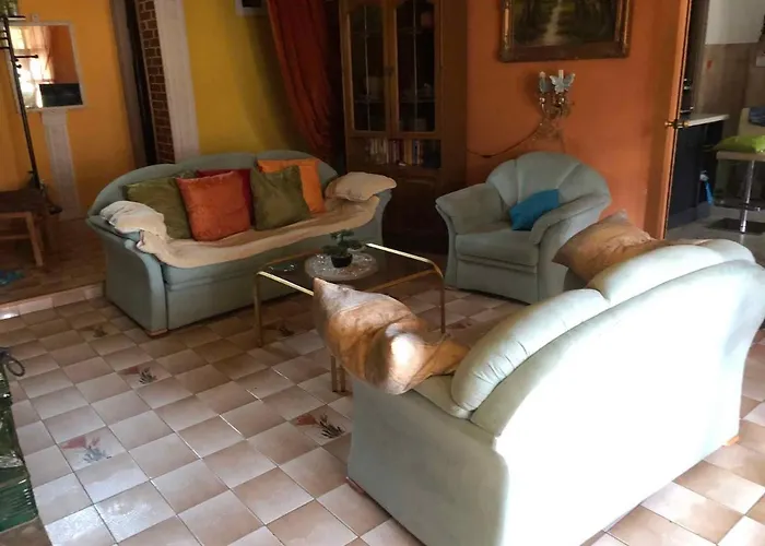 In - Balaton 19721 Tatil Evi Siofok